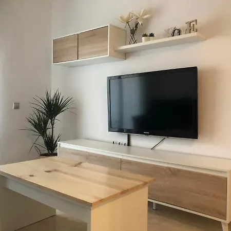 Salinas De Apartment *